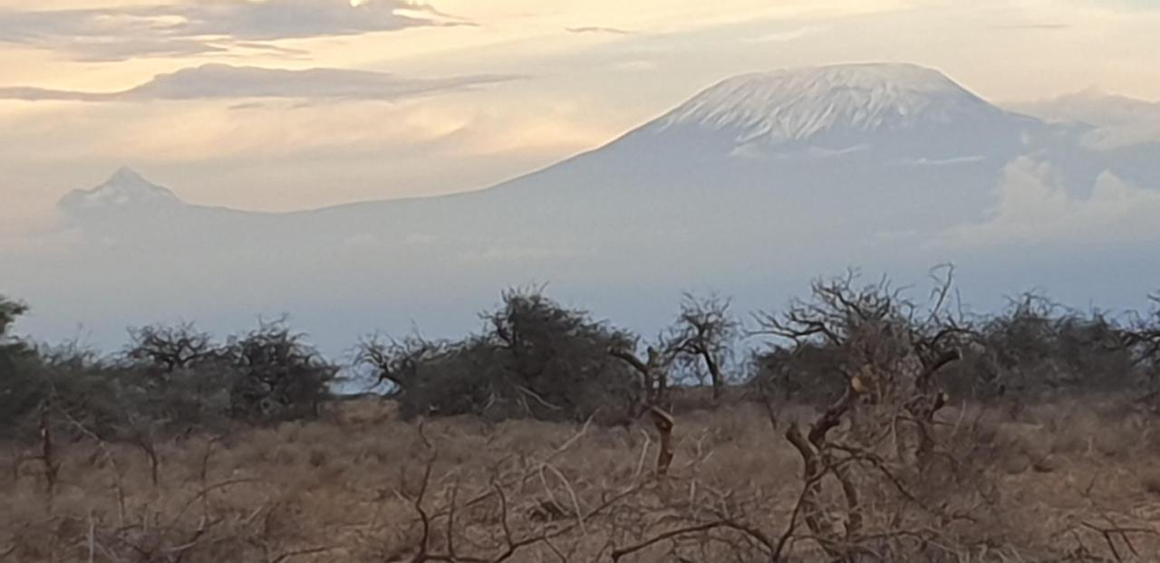 Wild Amboseli Ndovu Cottage. Екстер'єр фото